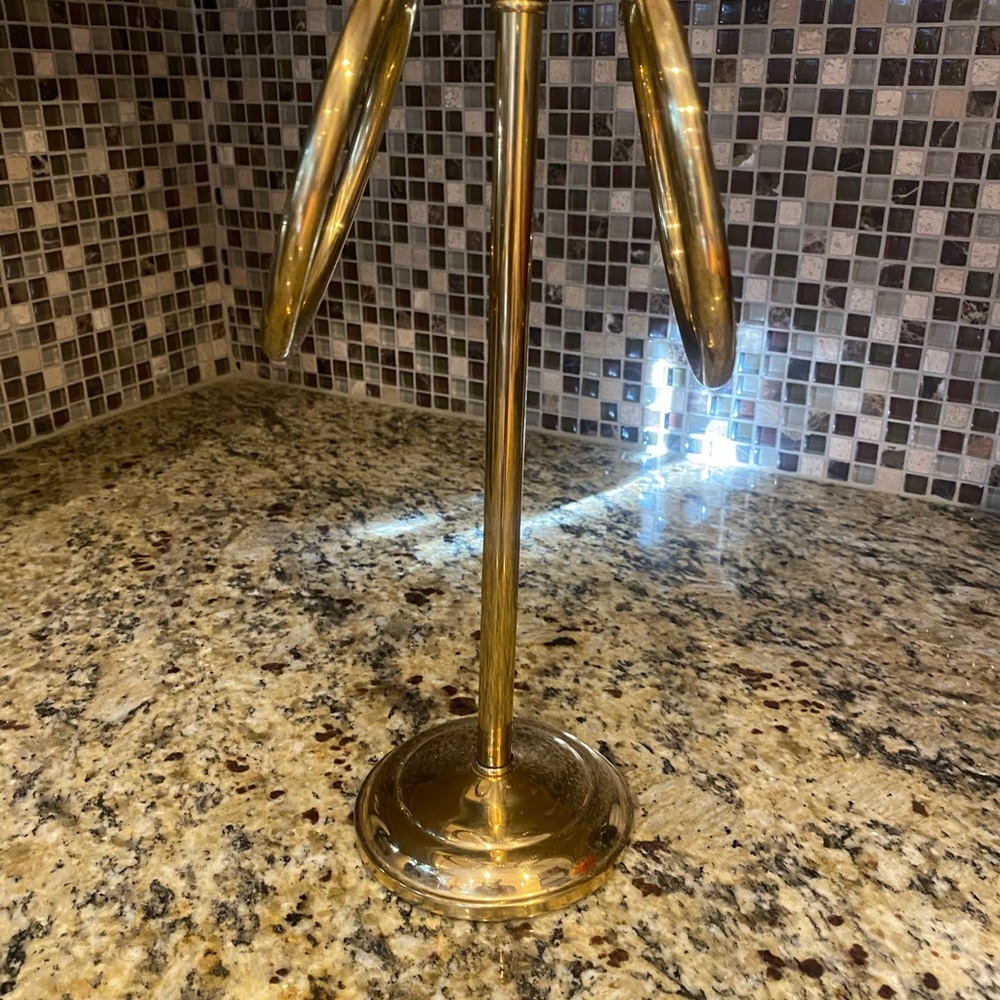 Elegant Gold Paper Towel Holder